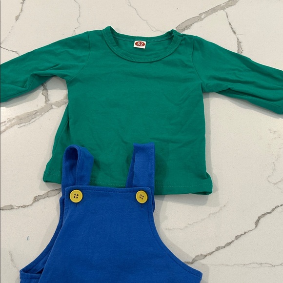 Green and Blue Baby luigi Outfit with Hat - Picture 5 of 6